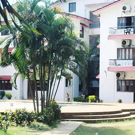 Ronne'S Little Baga Service Apartments Экстерьер фото