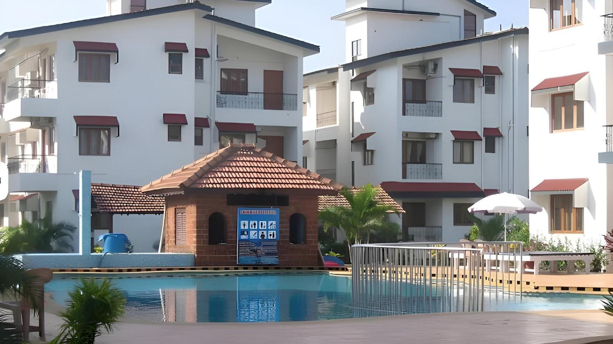 Ronne'S Little Baga Service Apartments Экстерьер фото