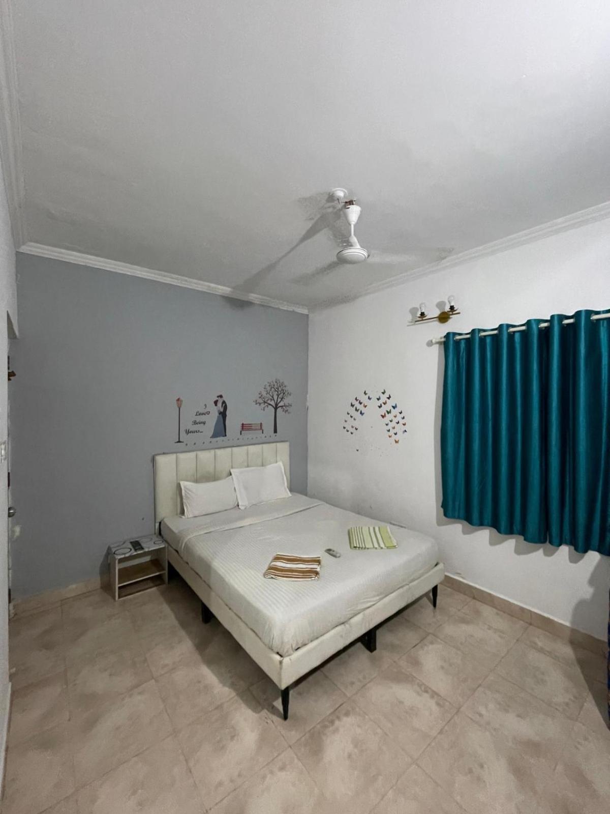 Ronne'S Little Baga Service Apartments Экстерьер фото